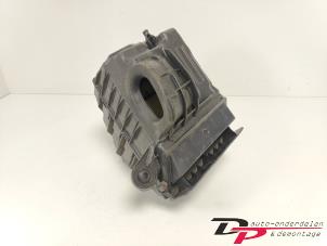 Gebruikte Luchtfilterhuis Renault Grand Scénic III (JZ) 1.4 16V TCe 130 Prijs € 10,00 Margeregeling aangeboden door DP Auto-onderdelen & Demontage