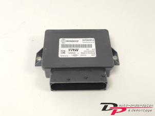 Gebruikte Handrem Computer Renault Grand Scénic III (JZ) 1.4 16V TCe 130 Prijs € 65,00 Margeregeling aangeboden door DP Auto-onderdelen & Demontage