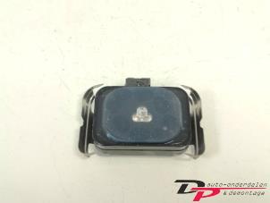 Gebruikte Regensensor Peugeot 3008 I (0U/HU) 1.6 16V THP 155 Prijs € 12,00 Margeregeling aangeboden door DP Auto-onderdelen & Demontage