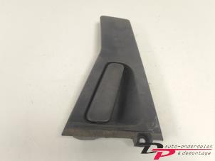 Gebruikte Portiergreep 4Deurs links-achter Renault Clio IV Estate/Grandtour (7R) 0.9 Energy TCE 12V Prijs € 12,95 Margeregeling aangeboden door DP Auto-onderdelen & Demontage