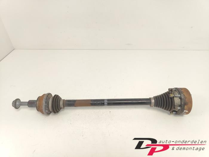 Gebruikte Aandrijfas links-achter Volkswagen Passat Variant (3G5) 2.0 TDI BiTurbo 16V 4Motion Prijs € 49,95 Margeregeling aangeboden door DP Auto-onderdelen & Demontage