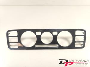 Gebruikte Afdekplaat diversen Volkswagen Up! (121) 1.0 12V 60 Prijs € 8,00 Margeregeling aangeboden door DP Auto-onderdelen & Demontage