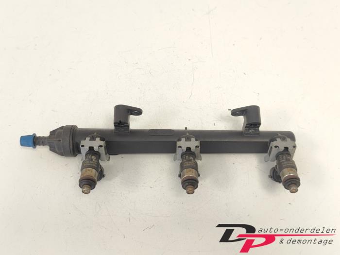 Galerij (Injectie) van een Volkswagen Up! (121) 1.0 12V 60 2012