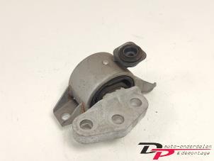 Gebruikte Motorsteun Opel Corsa E 1.3 CDTi 16V ecoFLEX Prijs € 9,95 Margeregeling aangeboden door DP Auto-onderdelen & Demontage