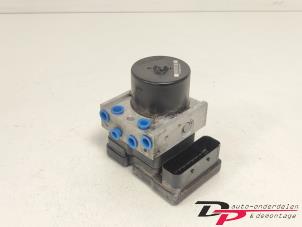 Gebruikte ABS Pomp Ford C-Max (DM2) 1.8 16V Prijs € 17,00 Margeregeling aangeboden door DP Auto-onderdelen & Demontage