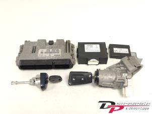 Gebruikte Kontaktslot + computer Peugeot 108 1.0 12V Prijs € 130,00 Margeregeling aangeboden door DP Auto-onderdelen & Demontage