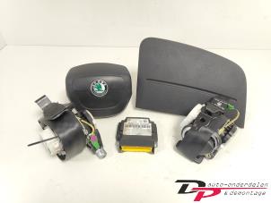 Gebruikte Airbag Set + Module Skoda Fabia II (5J) 1.2i 12V Prijs € 200,00 Margeregeling aangeboden door DP Auto-onderdelen & Demontage