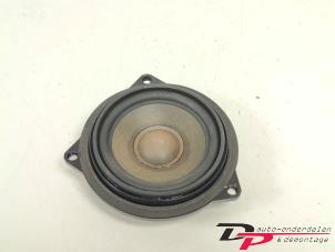 Gebruikte Luidspreker BMW 5 serie Touring (F11) 520d xDrive 16V Prijs € 14,95 Margeregeling aangeboden door DP Auto-onderdelen & Demontage