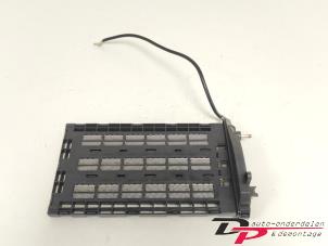 Gebruikte Kachel Verwarmingselement BMW 3 serie Touring (E91) 318d 16V Prijs € 20,00 Margeregeling aangeboden door DP Auto-onderdelen & Demontage