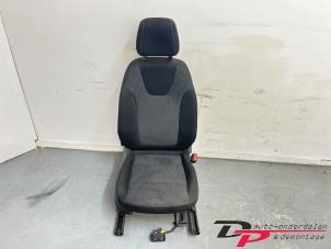 Gebruikte Stoel rechts Opel Crossland (X) 1.2 Turbo 12V Prijs € 100,00 Margeregeling aangeboden door DP Auto-onderdelen & Demontage