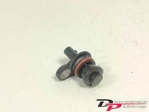Gebruikte Nokkenas Sensor Opel Corsa E 1.0 SIDI Turbo 12V Prijs € 12,95 Margeregeling aangeboden door DP Auto-onderdelen & Demontage
