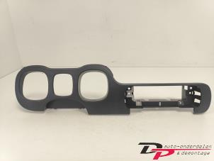 Gebruikte Dashboard deel Fiat Panda/Pandina (312) 0.9 TwinAir 60 Prijs € 25,00 Margeregeling aangeboden door DP Auto-onderdelen & Demontage