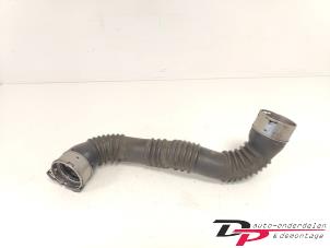 Gebruikte Intercooler Buis Mercedes CLA Shooting Brake (117.9) 2.2 CLA-200 CDI, 200 d 16V Prijs € 14,95 Margeregeling aangeboden door DP Auto-onderdelen & Demontage