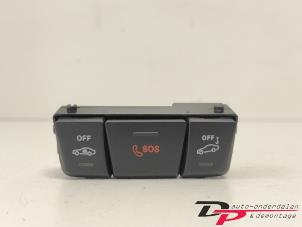 Gebruikte SOS knop Mercedes CLA Shooting Brake (117.9) 2.2 CLA-200 CDI, 200 d 16V Prijs € 9,95 Margeregeling aangeboden door DP Auto-onderdelen & Demontage