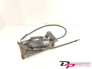 Gebruikte Handrem motor Opel Meriva 1.4 Turbo 16V Ecotec Prijs € 70,00 Margeregeling aangeboden door DP Auto-onderdelen & Demontage