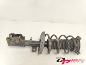 Gebruikte Voorpoot rechts Peugeot 308 SW (L4/L9/LC/LJ/LR) 1.6 BlueHDi 120 Prijs € 39,95 Margeregeling aangeboden door DP Auto-onderdelen & Demontage