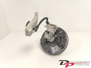 Gebruikte Rembekrachtiger Peugeot 308 SW (L4/L9/LC/LJ/LR) 1.6 BlueHDi 120 Prijs € 20,00 Margeregeling aangeboden door DP Auto-onderdelen & Demontage