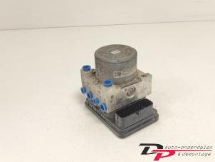 Gebruikte ABS Pomp Renault Trafic (1FL/2FL/3FL/4FL) 1.6 dCi Twin Turbo Prijs € 96,80 Inclusief btw aangeboden door DP Auto-onderdelen & Demontage
