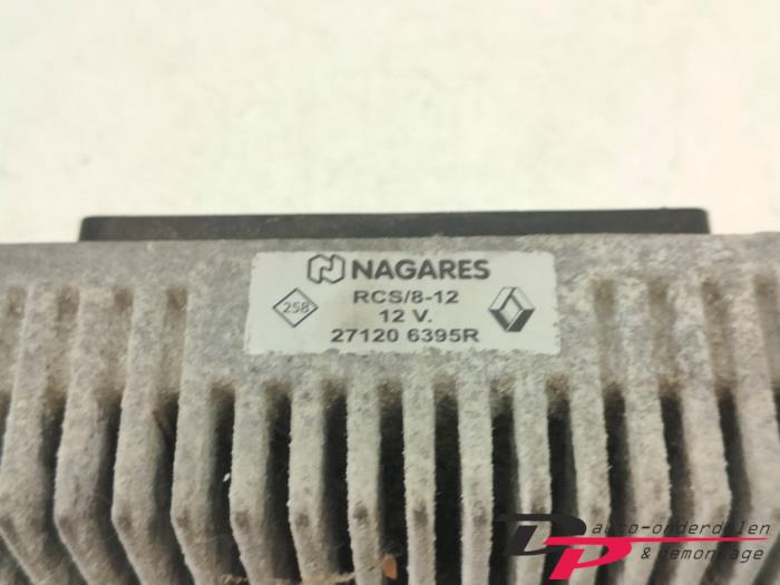 Computer Koeling van een Renault Trafic (1FL/2FL/3FL/4FL) 1.6 dCi Twin Turbo 2016