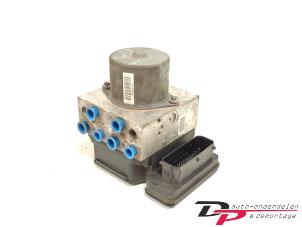 Gebruikte ABS Pomp Lancia Delta (844) 1.8 Di T-Jet 16V Prijs € 99,95 Margeregeling aangeboden door DP Auto-onderdelen & Demontage