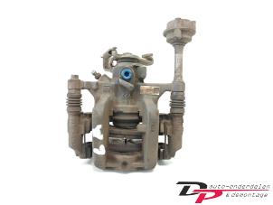 Gebruikte Remklauw (Tang) links-achter Opel Astra J (PC6/PD6/PE6/PF6) 1.4 16V ecoFLEX Prijs € 19,95 Margeregeling aangeboden door DP Auto-onderdelen & Demontage