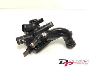 Gebruikte Thermostaathuis Peugeot 5008 I (0A/0E) 1.6 THP 16V Prijs € 35,00 Margeregeling aangeboden door DP Auto-onderdelen & Demontage