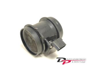 Gebruikte Luchtmassameter Audi A4 Cabriolet (B6) 3.0 V6 30V Prijs € 17,95 Margeregeling aangeboden door DP Auto-onderdelen & Demontage