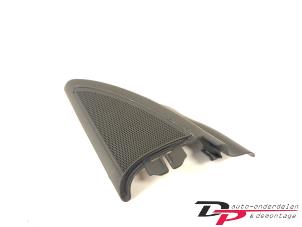 Gebruikte Luidspreker Audi A4 Cabriolet (B6) 3.0 V6 30V Prijs € 5,00 Margeregeling aangeboden door DP Auto-onderdelen & Demontage