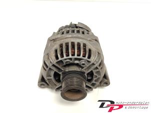 Gebruikte Dynamo Mercedes C (W203) 2.0 C-180 16V Prijs € 35,00 Margeregeling aangeboden door DP Auto-onderdelen & Demontage