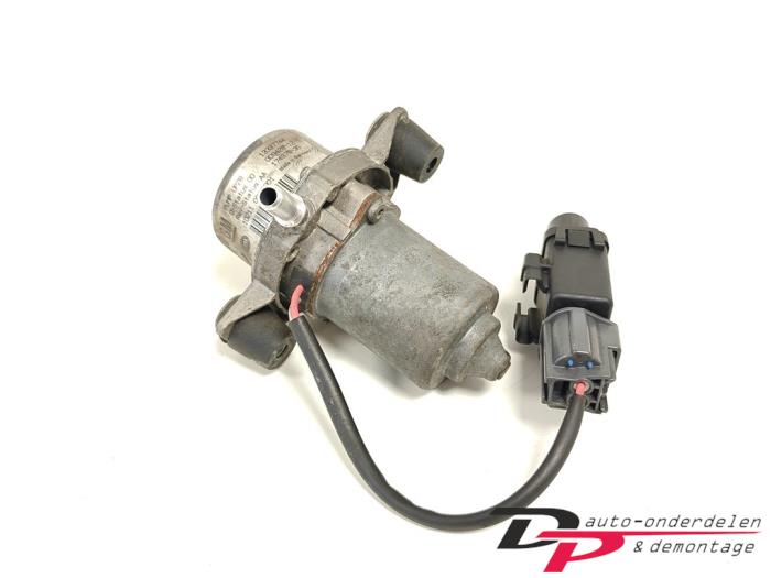 Gebruikte Vacuumpomp (Benzine) Opel Meriva (B) 1.4 Turbo 16V Ecotec Prijs € 30,00 Margeregeling aangeboden door DP Auto-onderdelen & Demontage