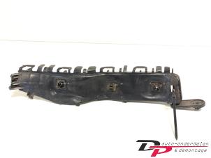 Gebruikte Bumpersteun links-achter Suzuki Splash 1.0 12V Prijs € 8,00 Margeregeling aangeboden door DP Auto-onderdelen & Demontage