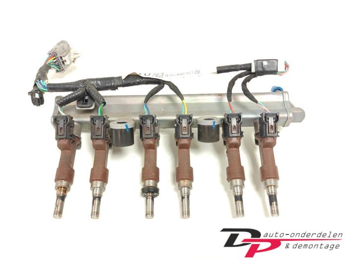 Gebruikte Galerij (Injectie) Peugeot 108 1.0 12V VVT-i Prijs € 29,00 Margeregeling aangeboden door DP Auto-onderdelen & Demontage