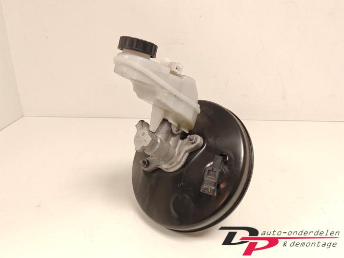 Gebruikte Rembekrachtiger Peugeot 108 1.0 12V VVT-i Prijs € 19,95 Margeregeling aangeboden door DP Auto-onderdelen & Demontage
