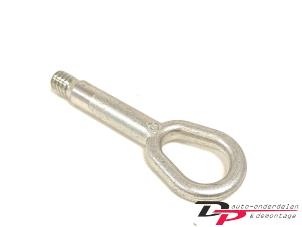 Gebruikte Sleepoog voor Smart Fortwo Coupé (451.3) 1.0 52kW,Micro Hybrid Drive Prijs € 8,00 Margeregeling aangeboden door DP Auto-onderdelen & Demontage