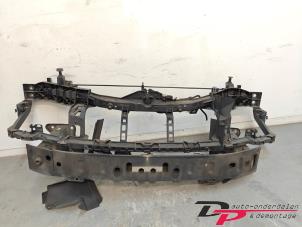 Gebruikte Voorfront Ford Kuga I 2.0 TDCi 16V Prijs € 130,00 Margeregeling aangeboden door DP Auto-onderdelen & Demontage