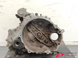 Gebruikte Automaatbak Smart Fortwo Coupé (451.3) 1.0 52kW,Micro Hybrid Drive Prijs € 500,00 Margeregeling aangeboden door DP Auto-onderdelen & Demontage