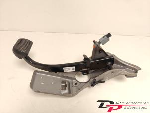 Gebruikte Rempedaal Volvo XC40 (XZ) 2.0 B4 16V Mild Hybrid Autom. Prijs € 55,00 Margeregeling aangeboden door DP Auto-onderdelen & Demontage