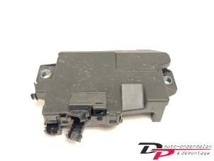 Gebruikte Zekeringkast Volvo XC40 (XZ) 2.0 B4 16V Mild Hybrid Autom. Prijs € 60,00 Margeregeling aangeboden door DP Auto-onderdelen & Demontage