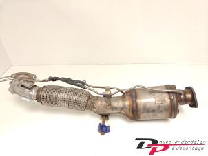 Gebruikte Roetfilter Volvo XC40 (XZ) 2.0 B4 16V Mild Hybrid Autom. Prijs € 400,00 Margeregeling aangeboden door DP Auto-onderdelen & Demontage