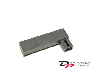 Gebruikte Keyless entry antenne Volvo XC40 (XZ) 2.0 B4 16V Mild Hybrid Autom. Prijs € 8,95 Margeregeling aangeboden door DP Auto-onderdelen & Demontage