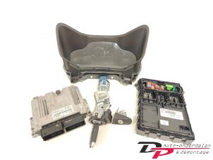 Gebruikte Contactslot + computer Ford Transit Connect (PJ2) 1.5 EcoBlue Prijs € 242,00 Inclusief btw aangeboden door DP Auto-onderdelen & Demontage