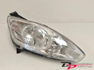 Gebruikte Rechter Koplamp Ford C-Max (DXA) 1.0 Ti-VCT EcoBoost 12V 125 Prijs € 95,00 Margeregeling aangeboden door DP Auto-onderdelen & Demontage