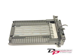 Gebruikte Element Kachelverwarming Ford C-Max (DXA) 1.0 Ti-VCT EcoBoost 12V 125 Prijs € 14,95 Margeregeling aangeboden door DP Auto-onderdelen & Demontage