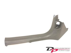 Gebruikte Voorinstap links Volvo XC40 (XZ) 2.0 B4 16V Mild Hybrid Autom. Prijs € 20,00 Margeregeling aangeboden door DP Auto-onderdelen & Demontage