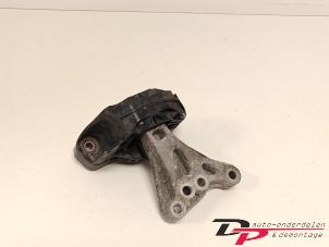 Gebruikte Motorrubber Peugeot 2008 (CU) 1.2 Vti 12V PureTech 82 Prijs € 9,95 Margeregeling aangeboden door DP Auto-onderdelen & Demontage