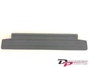 Gebruikte Hoedenplank Ford C-Max (DXA) 1.6 TDCi 16V Prijs € 40,00 Margeregeling aangeboden door DP Auto-onderdelen & Demontage