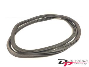 Gebruikte Achterkleprubber Ford Kuga II (DM2) 1.5 EcoBoost 16V 150 Prijs € 20,00 Margeregeling aangeboden door DP Auto-onderdelen & Demontage