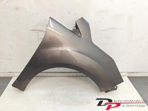 Gebruikte Voorscherm rechts Ford C-Max (DXA) 1.6 TDCi 16V Prijs € 60,00 Margeregeling aangeboden door DP Auto-onderdelen & Demontage