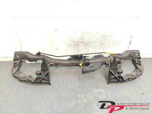 Gebruikte Voorfront Ford C-Max (DXA) 1.0 Ti-VCT EcoBoost 12V 125 Prijs € 70,00 Margeregeling aangeboden door DP Auto-onderdelen & Demontage