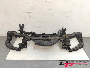 Gebruikte Voorfront Ford Kuga II (DM2) 1.5 EcoBoost 16V 150 Prijs € 120,00 Margeregeling aangeboden door DP Auto-onderdelen & Demontage